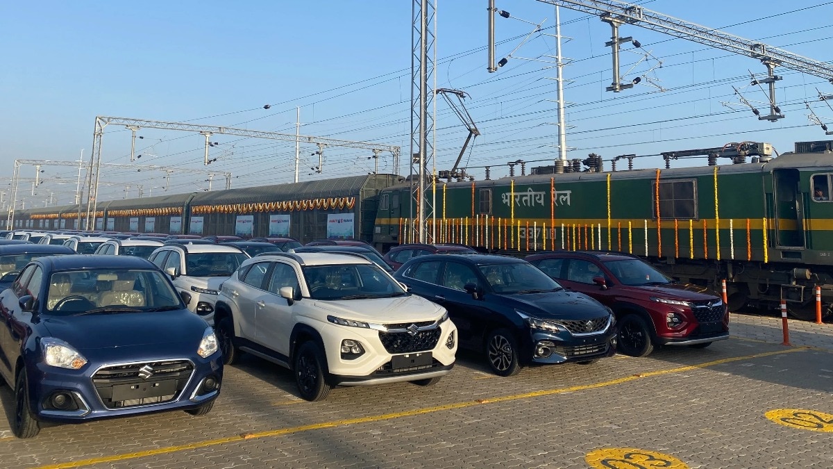 Around 7.9 lakh vehicles were dispatched via the Gujarat railway siding while the Manesar railway siding contributed to around 2.1 lakh vehicles.