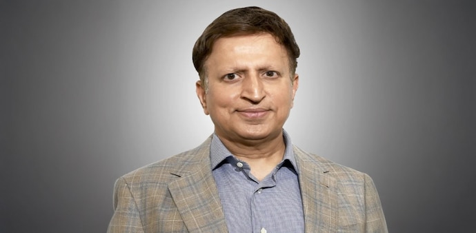 AngelOne's Dinesh Thakkar snaps up Rs 711 crore residential tower in Juhu AngelOne's Dinesh Thakkar snaps up Rs 711 crore residential tower in Juhu