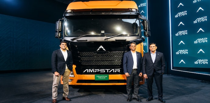 The company unveiled a 55-tonne electric tractor-trailer along with three electric bus models: a 9-metre city bus, a 12-metre city bus and a 12-metre staff bus. The company unveiled a 55-tonne electric tractor-trailer along with three electric bus models: a 9-metre city bus, a 12-metre city bus and a 12-metre staff bus.
