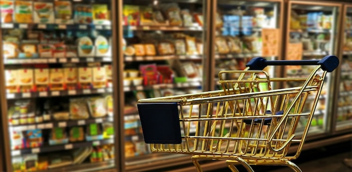 For kirana and FMCG businesses, the need for frequent restocking can make working-capital requirements particularly sensitive to festive demand. For kirana and FMCG businesses, the need for frequent restocking can make working-capital requirements particularly sensitive to festive demand.