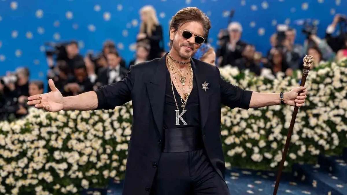 The latest valuation reflects a downward recalibration of ₹2,490 crore from his recorded peak of ₹12,490 crore on the 2025 Hurun list — a drop of roughly 20 percent.