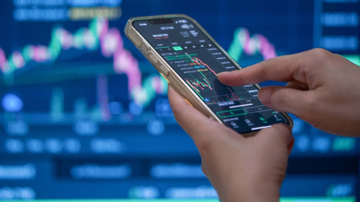 PNB has consolidated after forming a bullish pattern, which suggests an upward move with potential targets of Rs 121–125 in the short-to-medium term, the analyst.