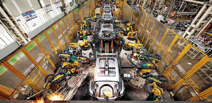 India had 267,000 registered manufacturing units in 2024-25, a rise of 2.64% from 260,000 such factories in 2023-24 India had 267,000 registered manufacturing units in 2024-25, a rise of 2.64% from 260,000 such factories in 2023-24
