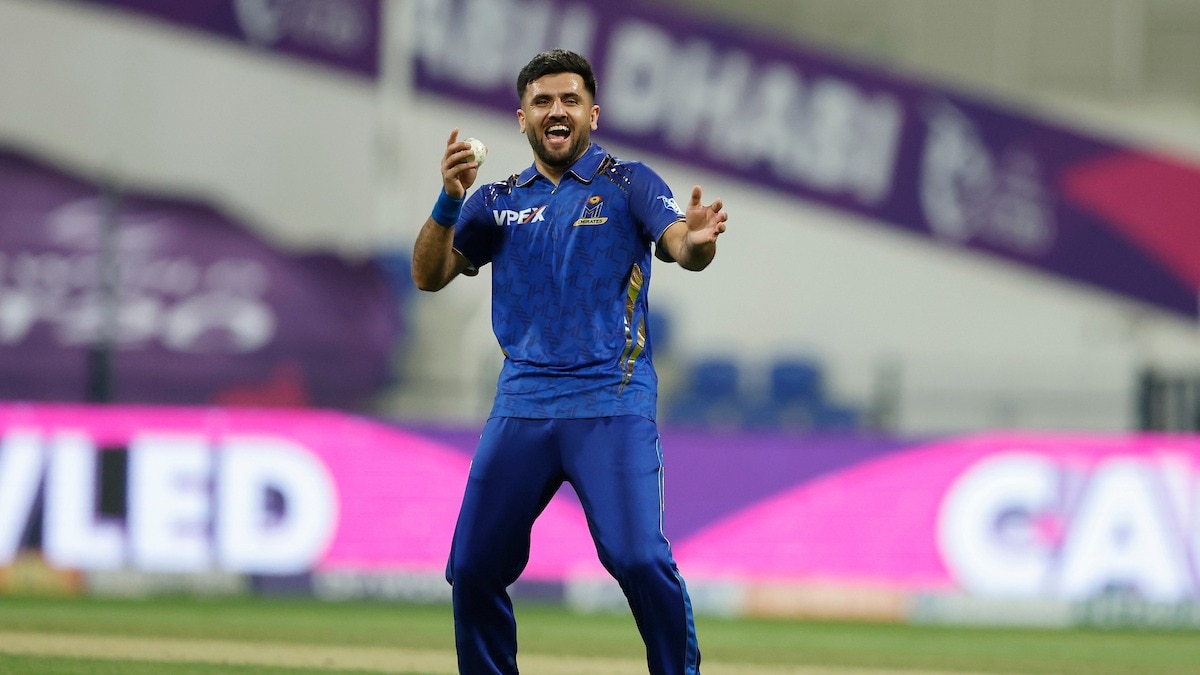 Farooqi, who returned to MI Emirates for a fifth consecutive season, was the day’s biggest buy as franchises competed aggressively for established T20 talent. 