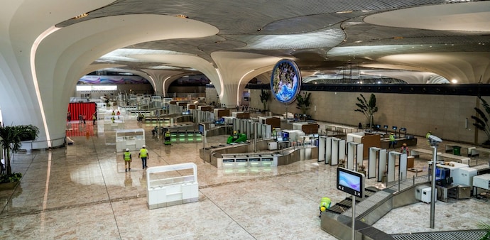 Navi Mumbai Airport has a 3.5x User Development Fee (UDF) compared to the Mumbai airport. Navi Mumbai Airport has a 3.5x User Development Fee (UDF) compared to the Mumbai airport.