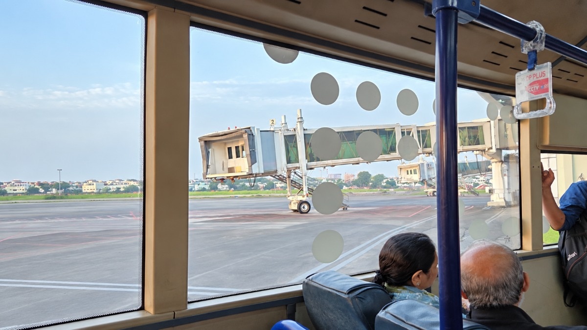 Aerobridges or buses? Mohandas Pai backs mandatory use of aerobridges at airports