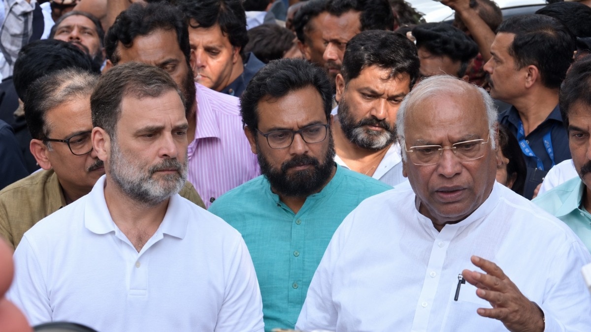 Congress also urged its state and district-level leaders to ensure maximum participation