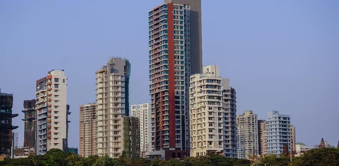 Higher borrowing costs could push up home loan EMIs and prompt price-sensitive buyers to reassess their purchase decisions. Higher borrowing costs could push up home loan EMIs and prompt price-sensitive buyers to reassess their purchase decisions.