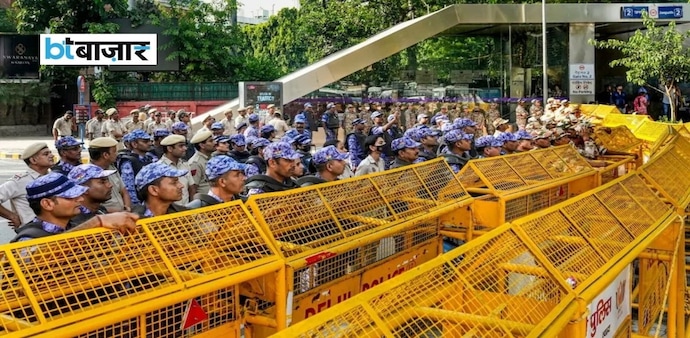 The shutdown precedes Saturday’s Jantar Mantar protest by CJP supporters, activists, opposition parties and lawmakers. The shutdown precedes Saturday’s Jantar Mantar protest by CJP supporters, activists, opposition parties and lawmakers.