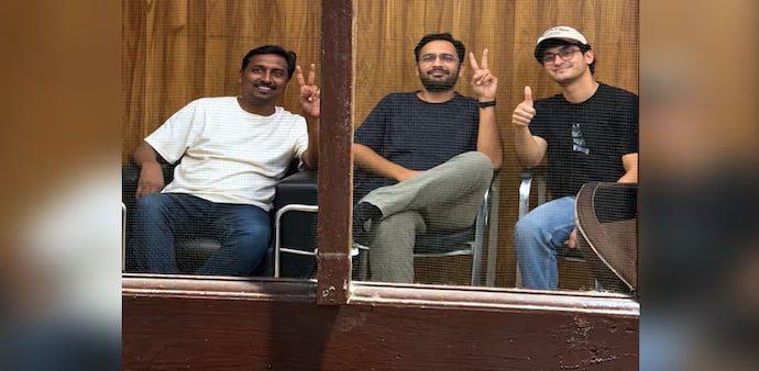 CJP leaders Das, Ranka, Shinde placed under preventive arrest over Jantar Mantar entry (X/@abhijeet_dipke) CJP leaders Das, Ranka, Shinde placed under preventive arrest over Jantar Mantar entry (X/@abhijeet_dipke)