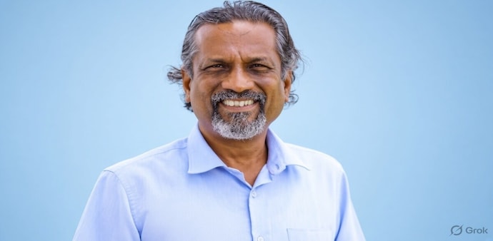 Sridhar Vembu says layoffs are normal in SaaS Sridhar Vembu says layoffs are normal in SaaS