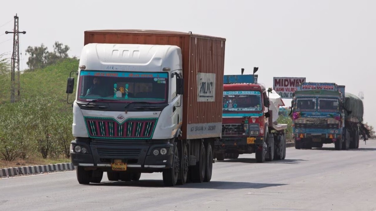 The truck, bearing a Uttar Pradesh registration number, was stopped for checking by assistant sub-inspector Prashant, the traffic zonal officer at Bilaspur Chowk on Tuesday.