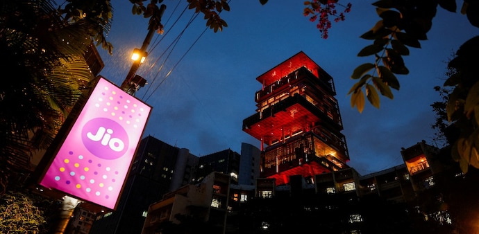 RIL has announced a price band of Rs 1,065 to Rs 1,119 per share for the IPO of its digital services subsidiary, Jio Platforms. RIL has announced a price band of Rs 1,065 to Rs 1,119 per share for the IPO of its digital services subsidiary, Jio Platforms.
