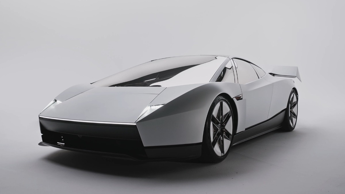 Inspirations drawn directly from the SR-71 and F-35 shape the new Roadster into a pilot-focused machine, pushing past Plaid performance metrics to incorporate SpaceX components.