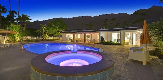 It is located in Vista Las Palmas, a Palm Springs neighbourhood known for its mid-century modern houses and its association with Hollywood celebrities. (Picture credit : Airbnb) It is located in Vista Las Palmas, a Palm Springs neighbourhood known for its mid-century modern houses and its association with Hollywood celebrities. (Picture credit : Airbnb)