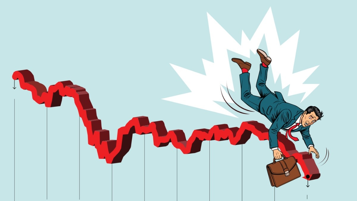 How investors achieve long-term wealth amidst falling valuations