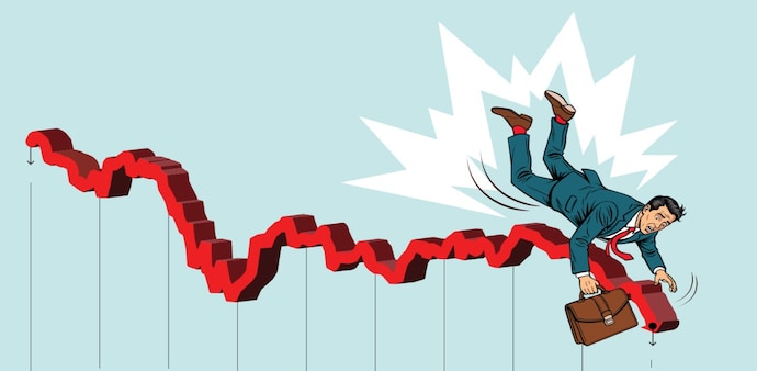 How investors achieve long-term wealth amidst falling valuations How investors achieve long-term wealth amidst falling valuations