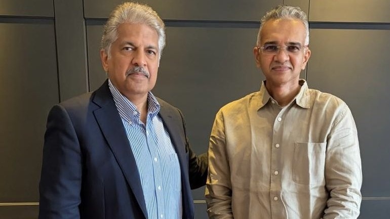 Anand Mahindra switches to BHIM after meeting NPCI chief Dilip Asbe