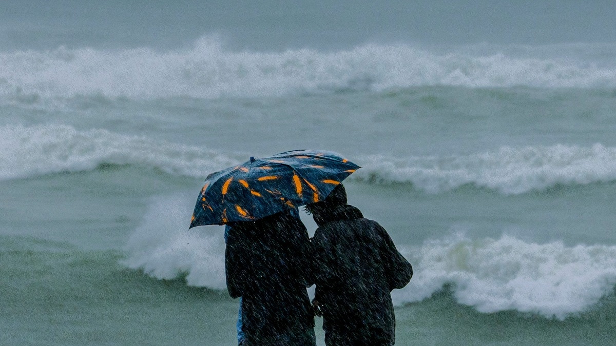Cyclone Arnab: 'Very severe' cyclonic storm continues to make landfall; Air India, IndiGo flights cancelled