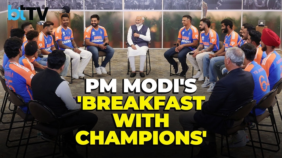 First Visuals Of Indian Cricket Team Meeting PM Modi At His Residence After World Cup Victory