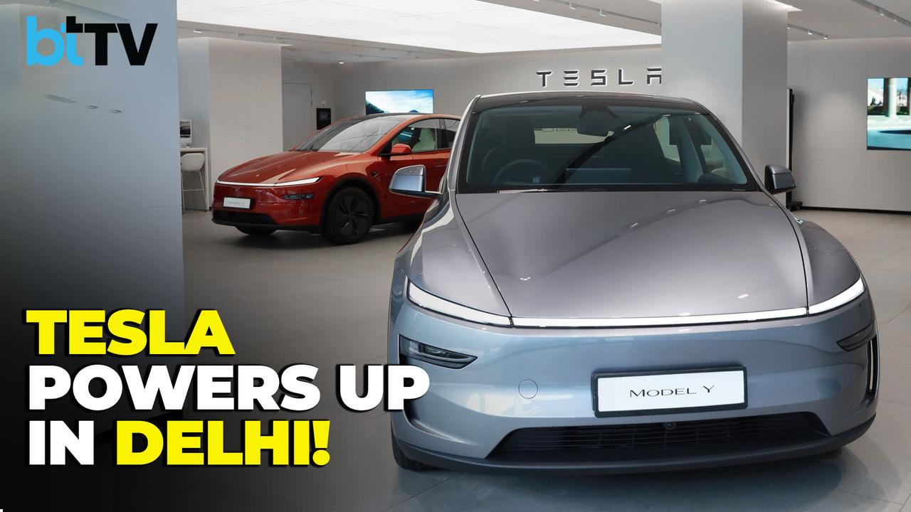 All About Tesla Model Y, First Looks And Feel Of The Showroom | Delhi