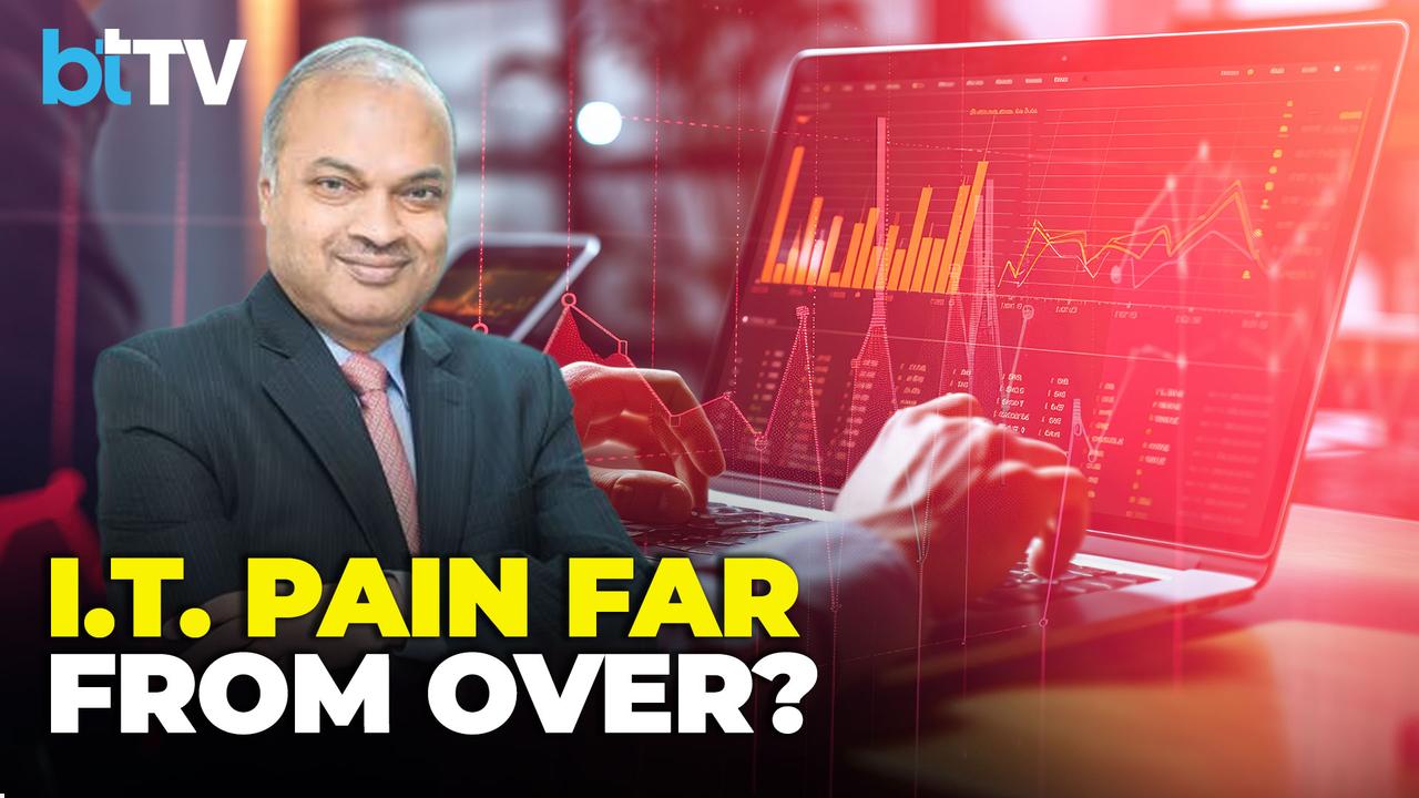 Why Experts Remain Cautious On IT Stocks — Should You Invest Now?