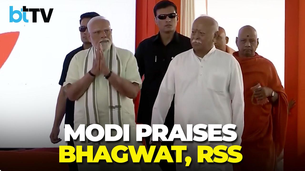 PM Modi Lauds Mohan Bhagwat, Calls RSS World’s Biggest NGO