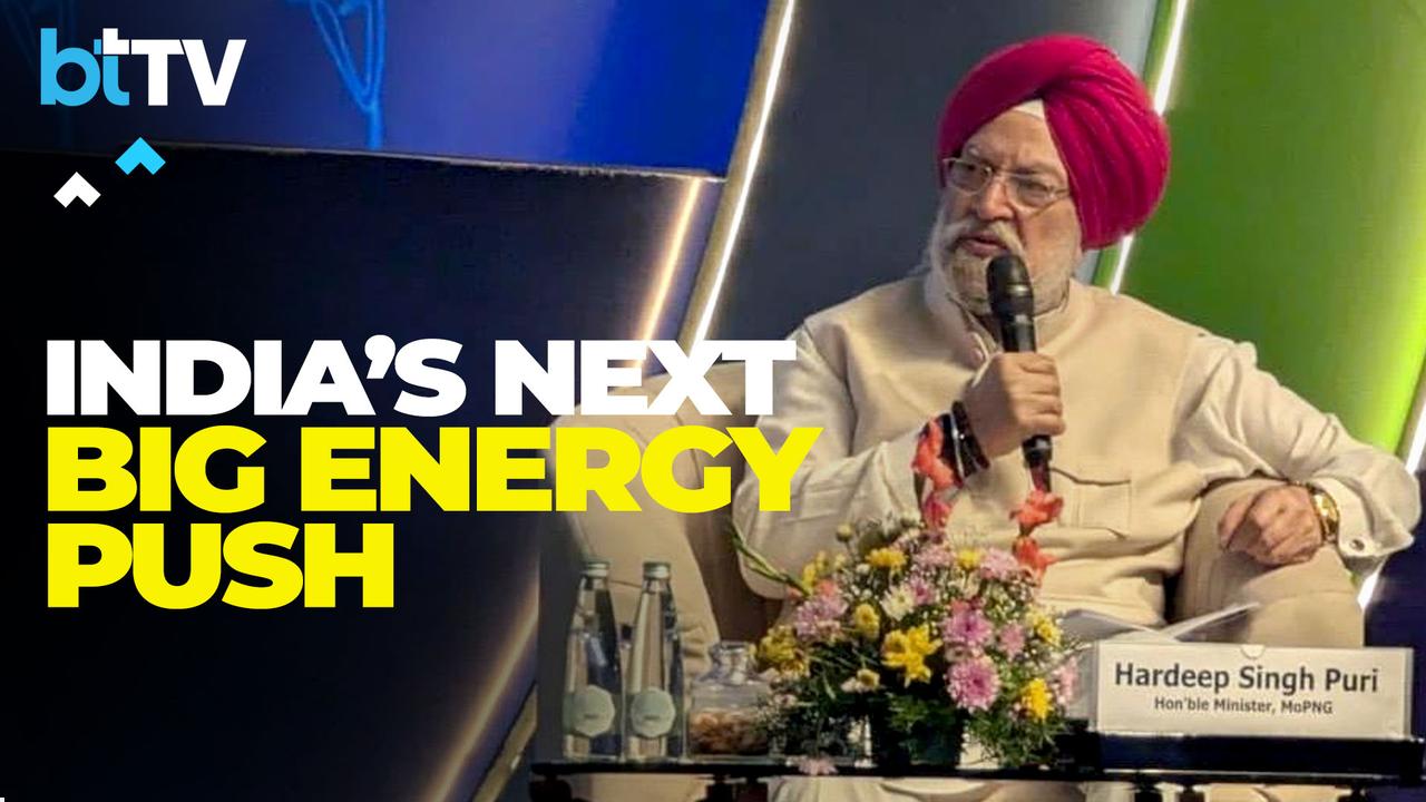 India Eyes Top 3 Spot in Global Refining Exports: Hardeep Singh Puri