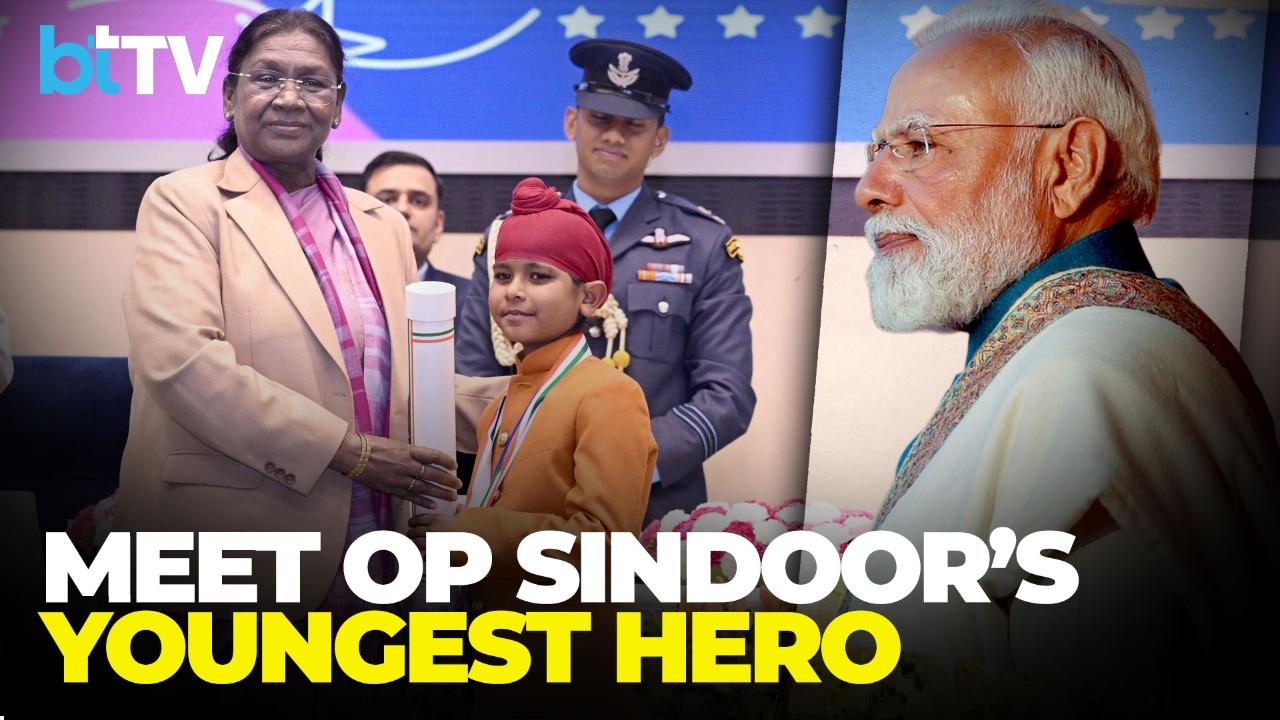 No Uniform, Only Courage: 10-Year-Old Who Served Soldiers Becomes India&rsquo;s Young Hero