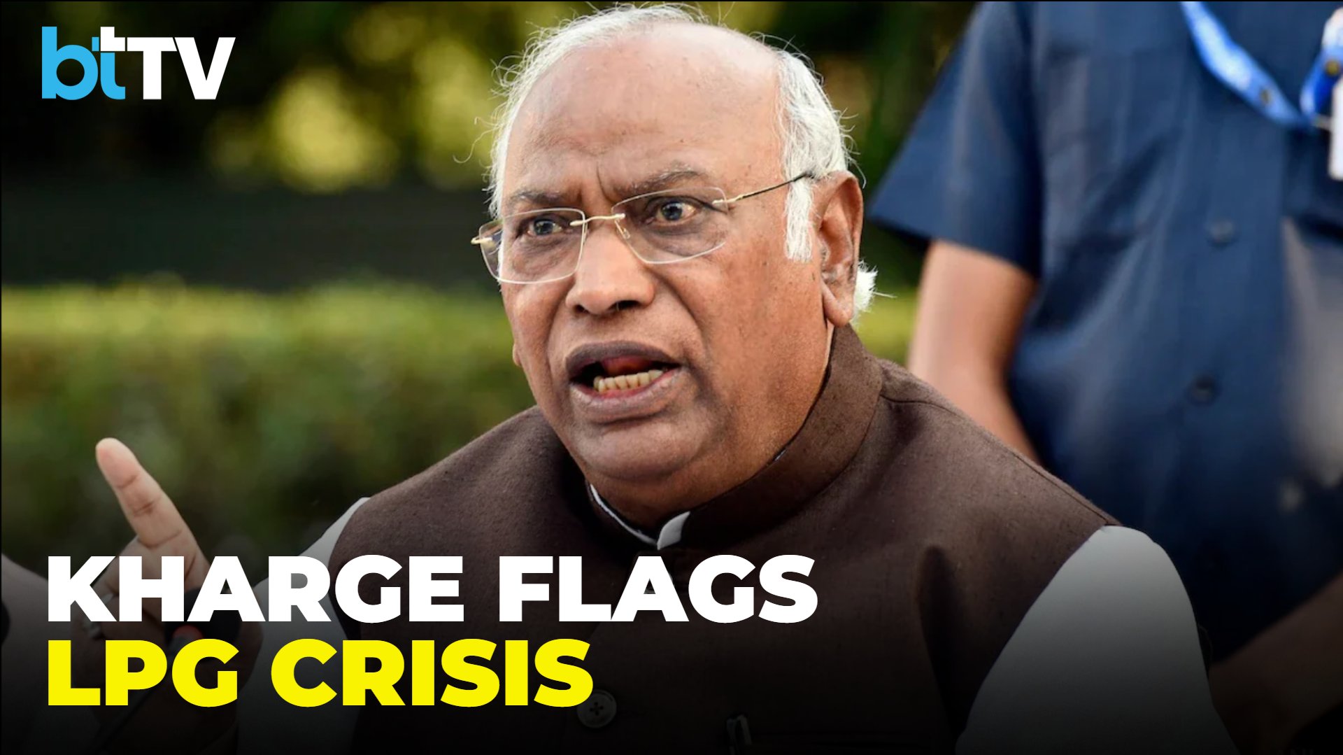 RS LoP Kharge Flags LPG Crisis, Says Ground Reality Contradicts Govt’s No-Shortage Claim