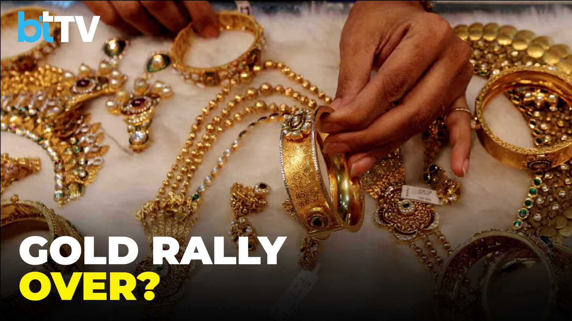 Why Gold Prices Are Correcting Despite Global Tensions | Explained By Sugandha Sachdeva