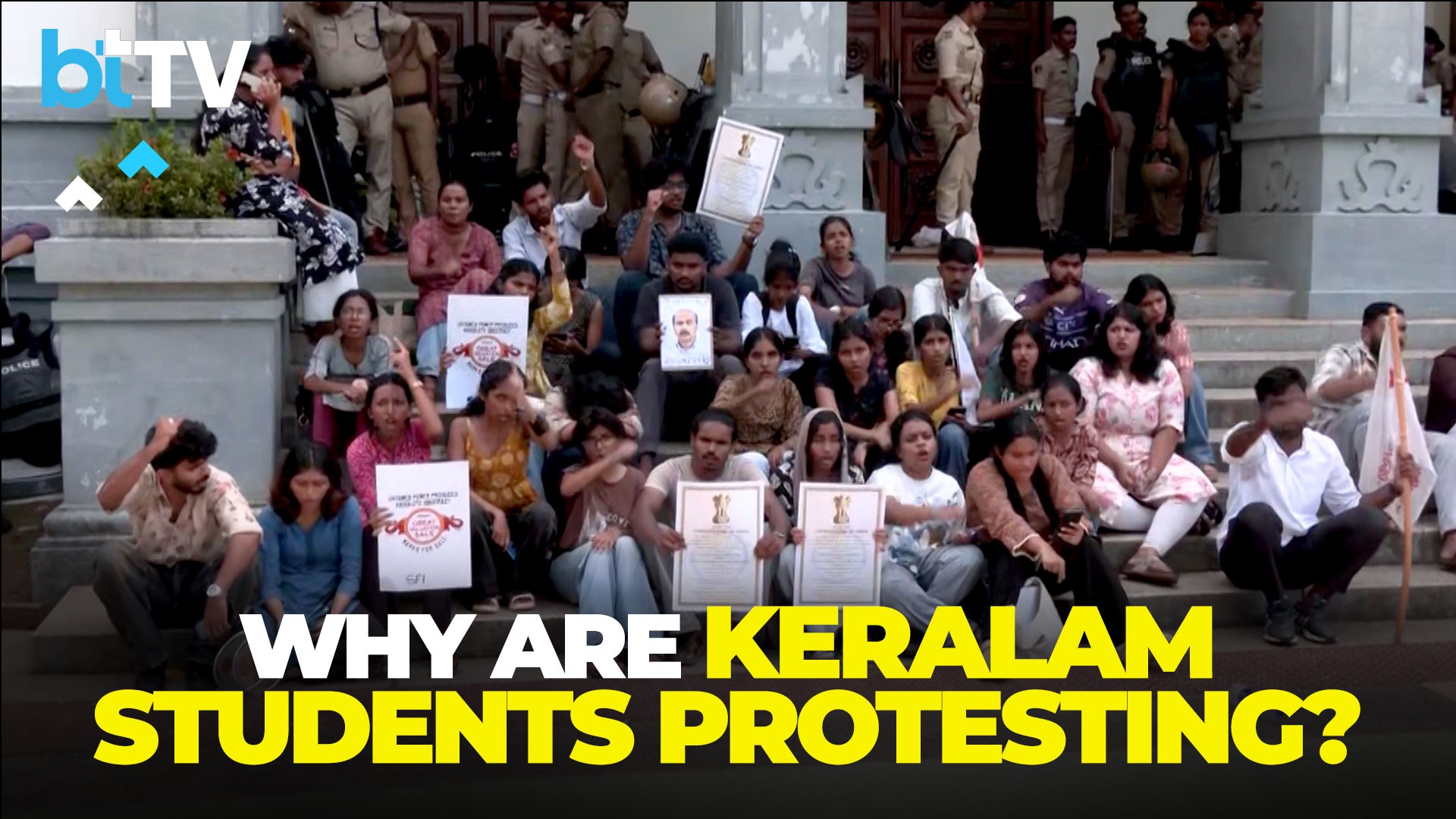Kerala University Students Protest Over Exam Valuation, Demand Transparency And Answers