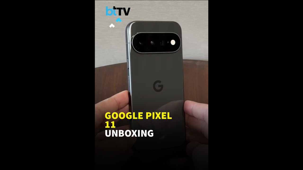 Google Pixel 11 Unboxing on the Tech Gear Show on 