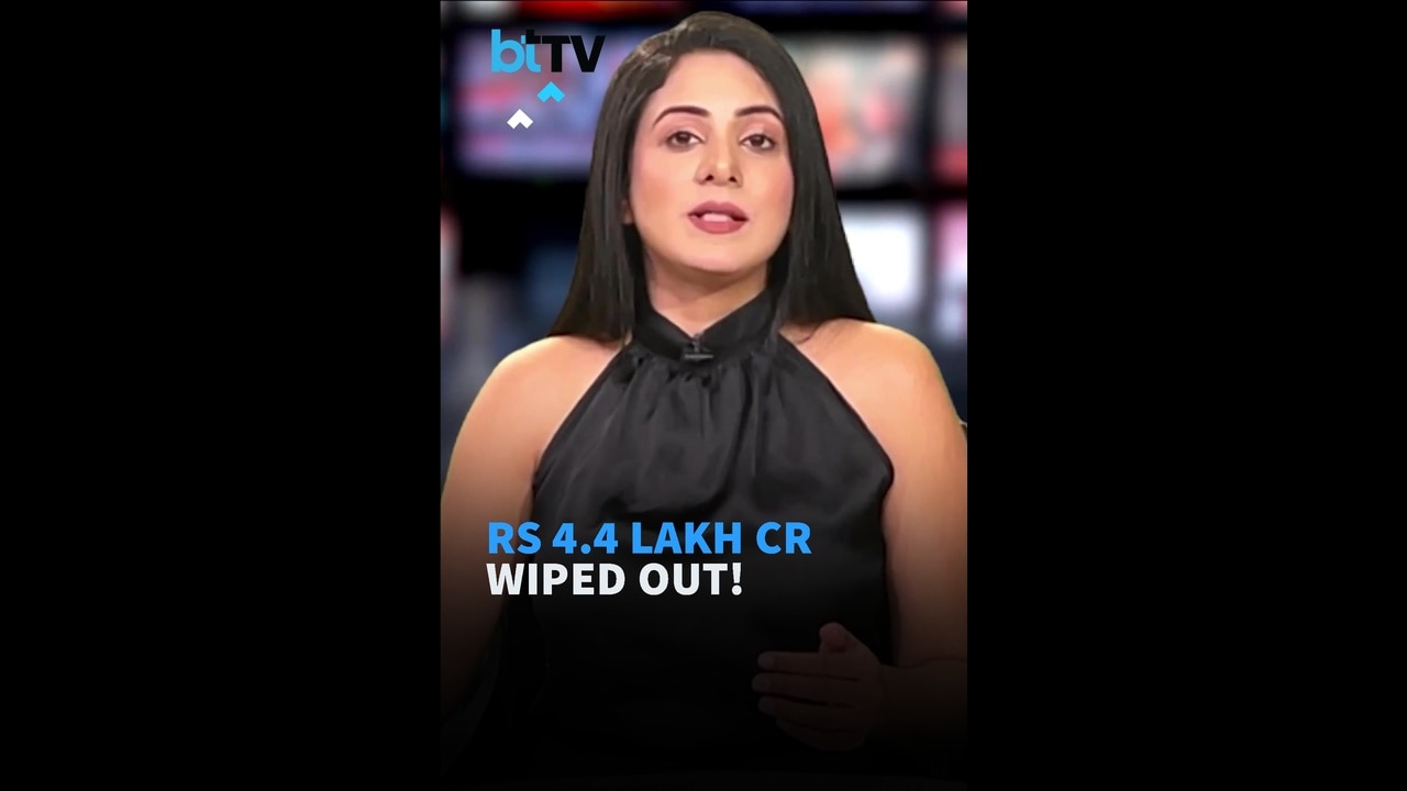 HDFC Group Loses ₹4.4 Lakh Crore In 1 Year: 