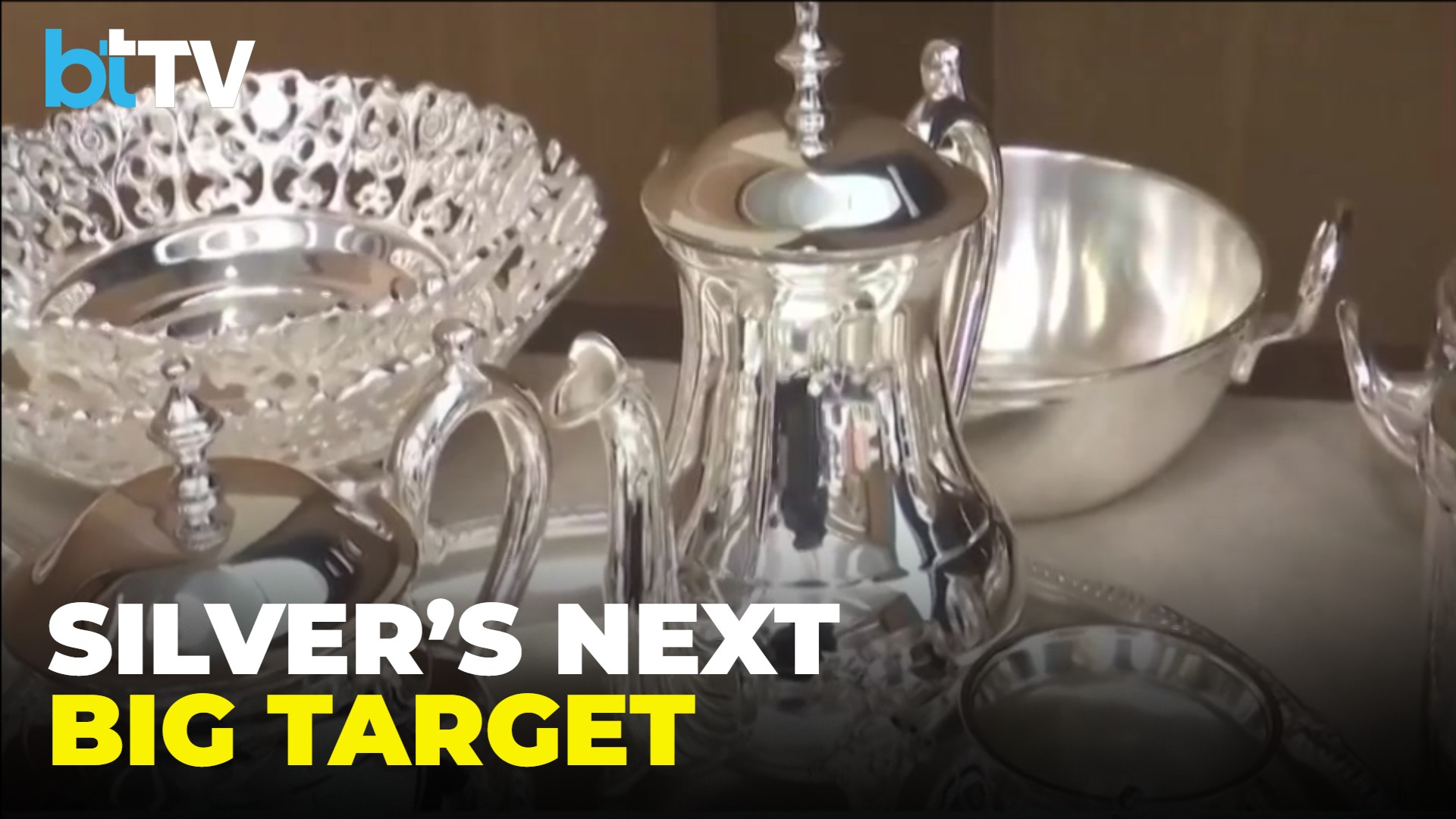 Silver Price Target: ₹3.25 Lakh Ahead? Expert Reveals When Silver Could Return To ₹4 Lakh