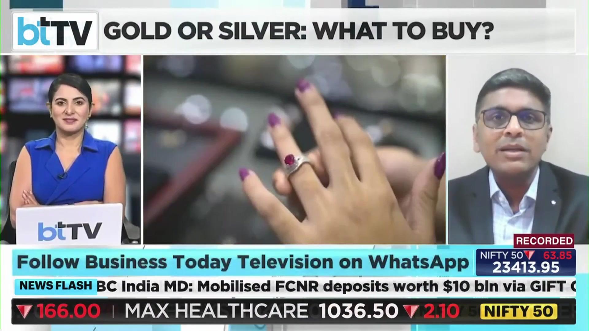 Buy gold, avoid jewellery for investment as festive-season discounts may narrow: Navneet Damani