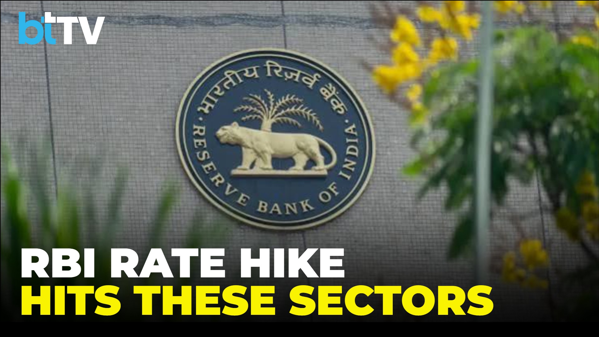 RBI Rate Hike: What It Means For Autos, Banks, FMCG & Realty Stocks | Market Outlook