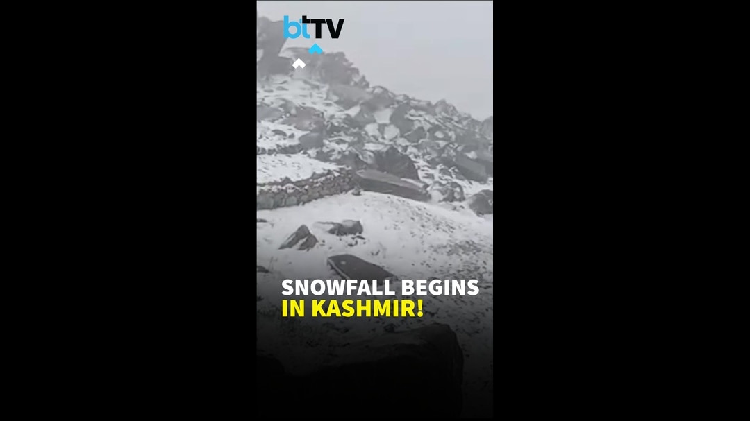 #WATCH | Winter Is Here! Stunning Snowfall Blanket