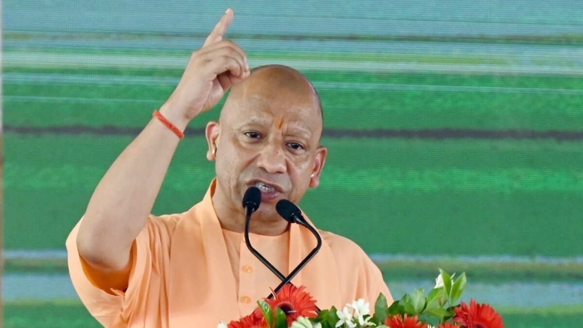 Sharp Attack on Opposition by Yogi in Mahoba