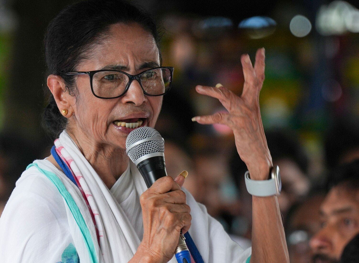 Mamata Lashes Out at Rebels