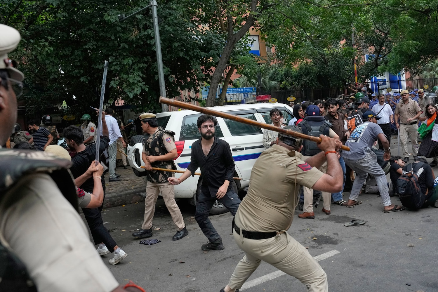Protests and Chaos in Central Delhi During Parliament March; CJP Delegation Meets JP Nadda