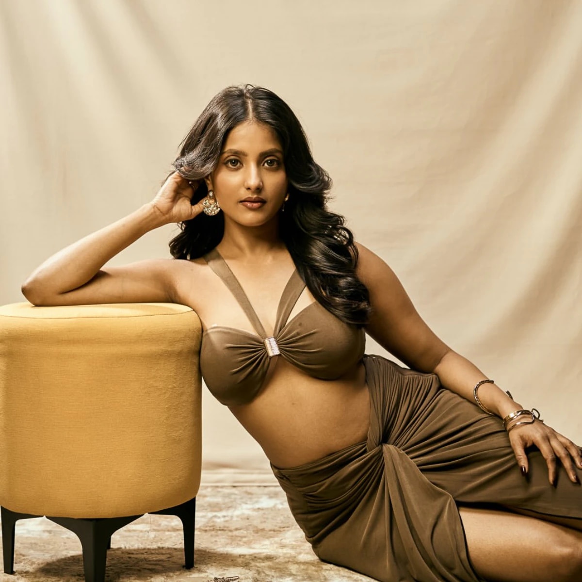 Actress Ulka Gupta, Known for 'The Kerala Story 2', Faces Mixed Reactions Over Bold Photoshoot