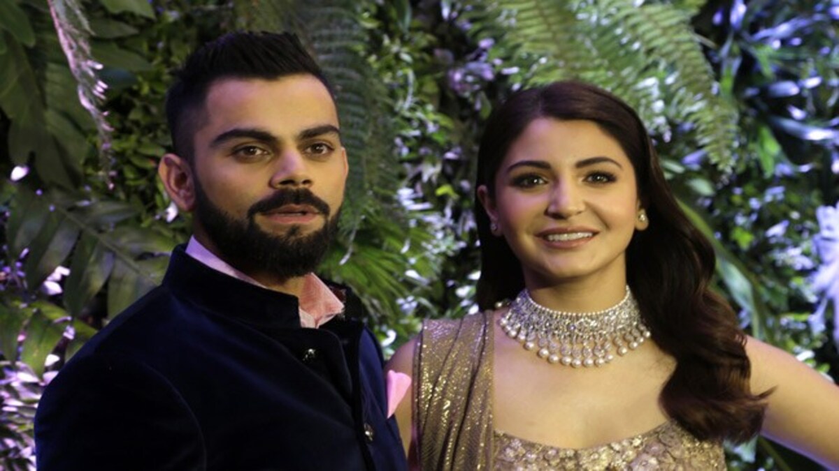 Ms Dhoni To Anil Kumble The Who S Who Of Cricket World Attend Virat Kohli S Wedding Reception Sports News