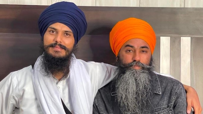 Amritpal Singh's aide Papalpreet flown to high-security Dibrugarh jail in Assam: Sources - India Today
