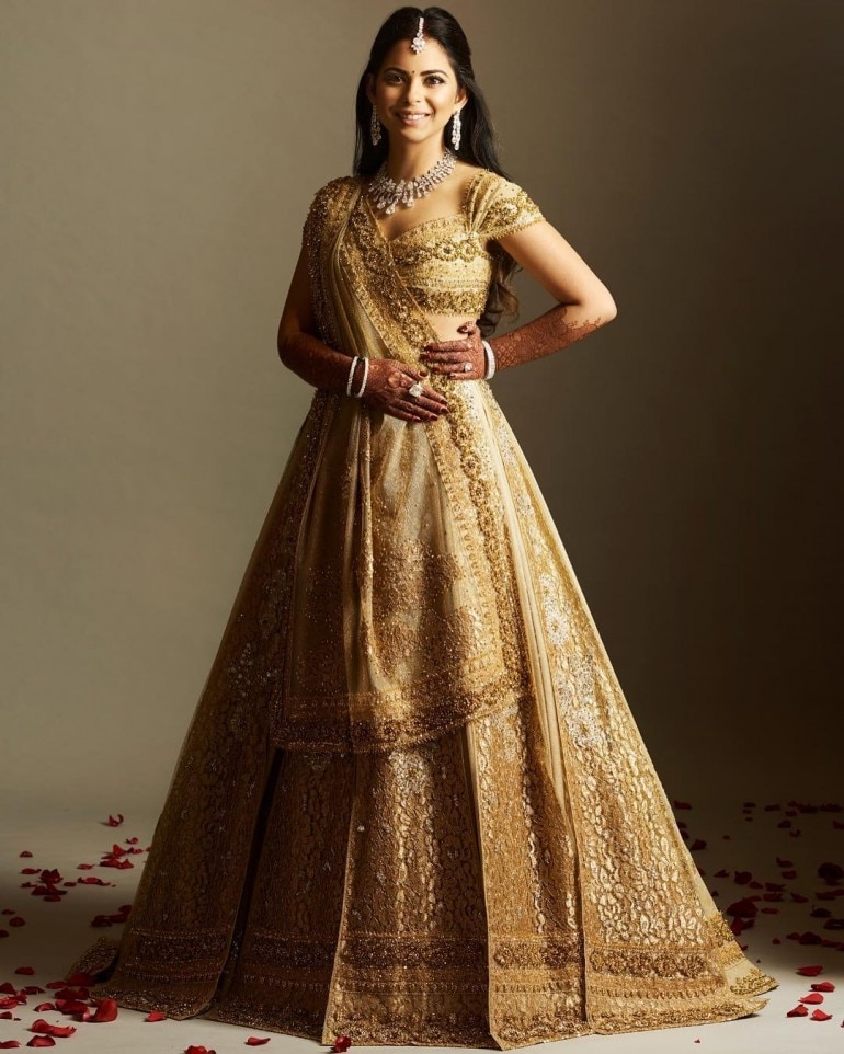 Isha Ambani Reception Look