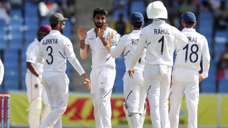 India (IND) vs West Indies (WI) 1st Test Day 2 Live Cricket Score: West Indies in trouble as Ishant gets Chase - India Today