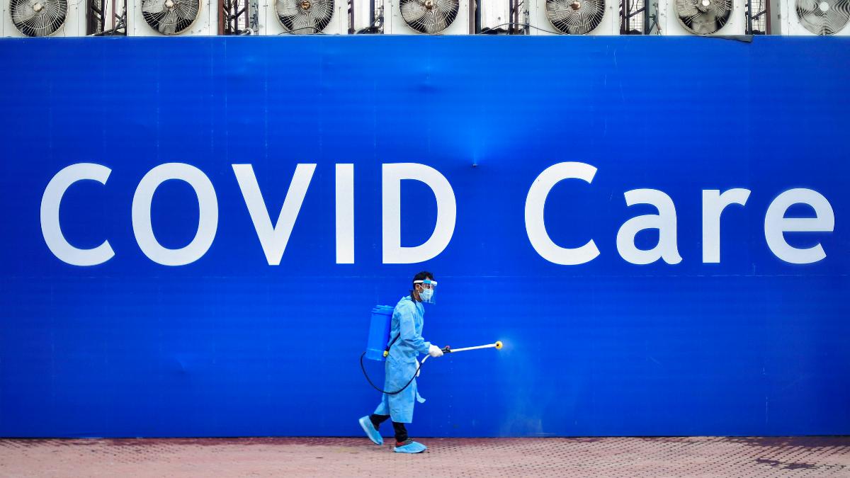 Coronavirus LIVE Updates