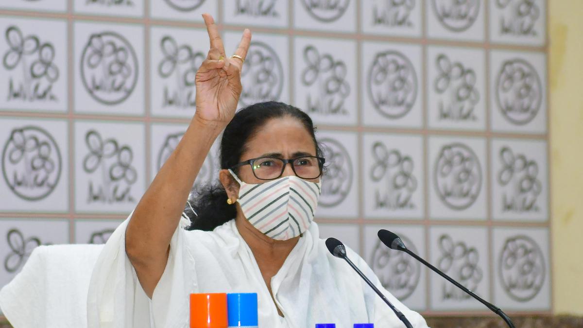 West Bengal Election 2021 Result Live: TMC likely to win big as party leads  on over 200 seats - India Today