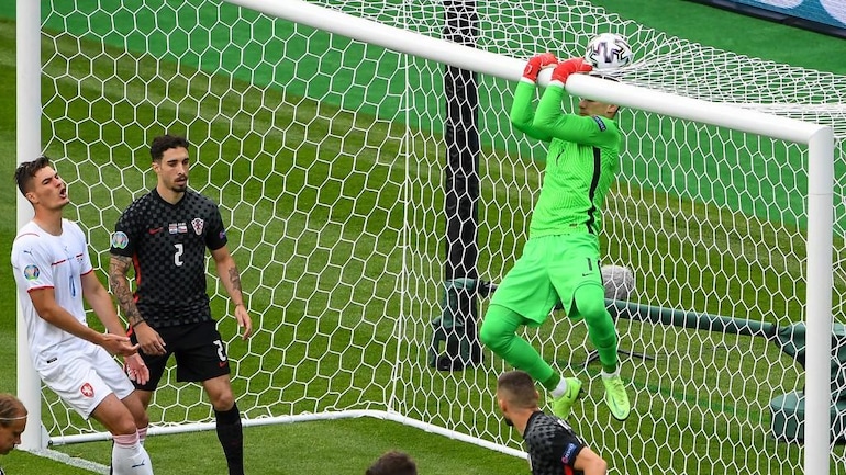 Euro 2020 Day 8 Highlights Sweden Beat Slovakia 1 0 Croatia Hold Czech Republic 1 1 India Today