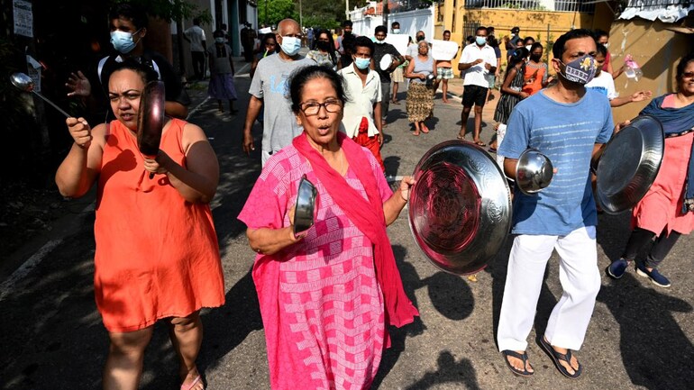 Sri Lanka economic crisis Highlights | Sri Lanka forms advisory group for talks with IMF - India Today